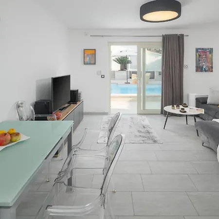 Bruna Holiday home